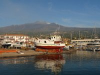 2014 Sicilia 1704  Riposto, il porto dell'Etna