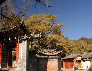 2015 2016 Yunnan 1502  Le Tre Pozze: bere, lavara cibo, lavare vestiti