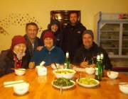 2015 2016 Yunnan 3144  Il gruppo formatosi al Timeless Hostel