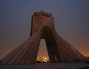 2017 Iran  0008  Torre Azadi, Tehran